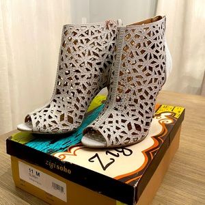 Zigi Soho Silver Heels sz11